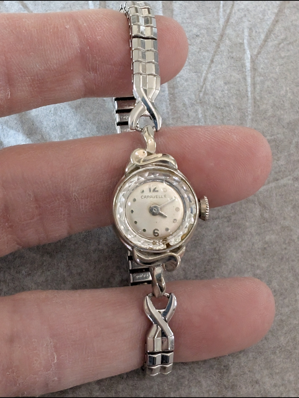 Vintage Caravelle Ladies Watch 10K RGP Bezel Mechanical Wind-Up